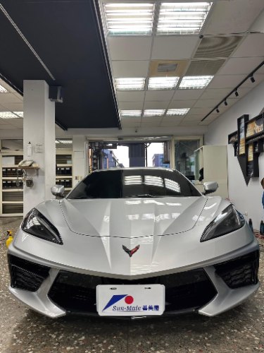 【文心店】Corvette C8  隔熱紙開箱，3M前檔極透+車身極黑隔熱紙