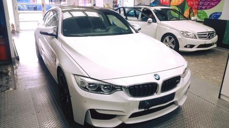【文心店】BMW M4 V-KOOL 前檔v55 車身V30