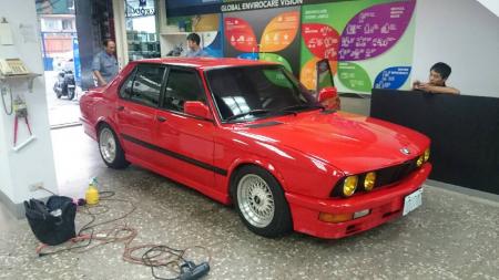 【文心店】BMW E28 前檔M35 車身H20